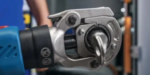 Comment choisir sa sertisseuse