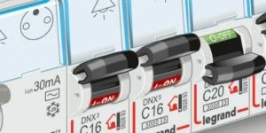 Comment organiser une rangée de tableau électrique ?